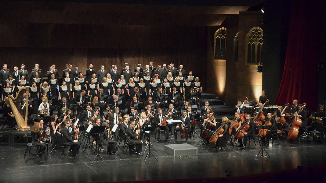 Моћна музичка атмосфера, драмски заплет и трагична судбина