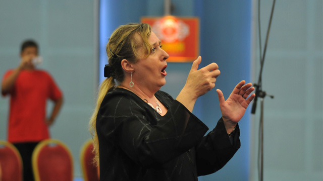 Весна Кесић Крсмановић, диригент Хора СНП-а, добитница престижне награде